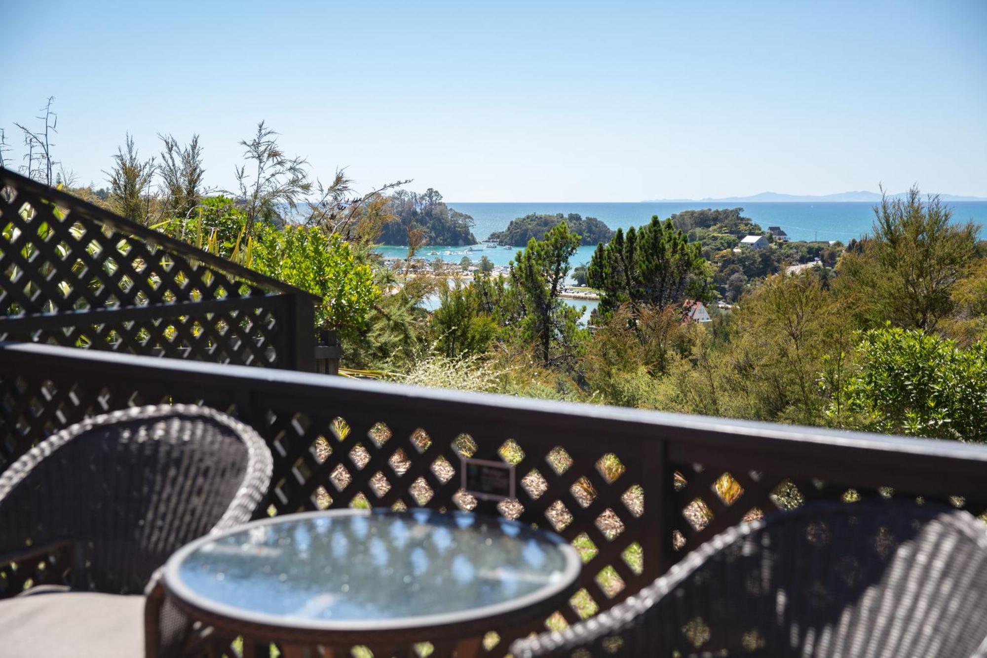 Kimi Ora Eco Resort Kaiteriteri Bagian luar foto